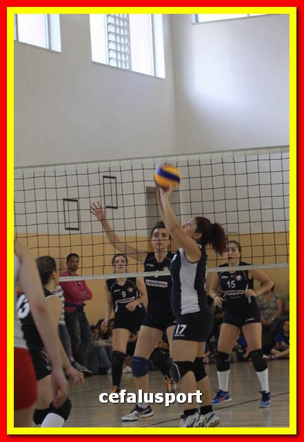 150523 volley 377_tn.jpg